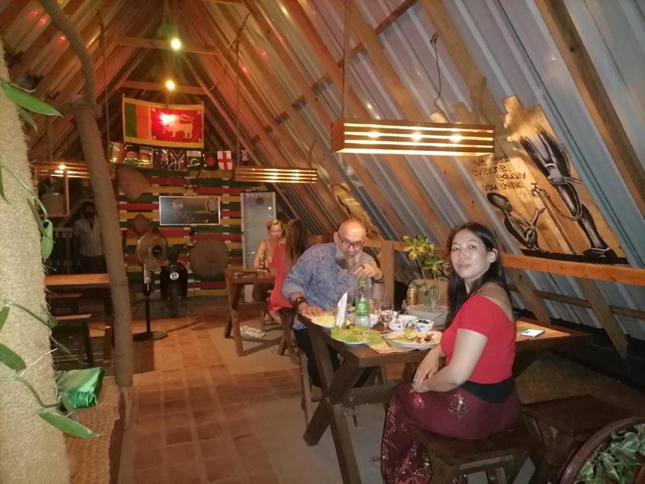 Dinna Nature Hostel Sigiriya Luaran gambar