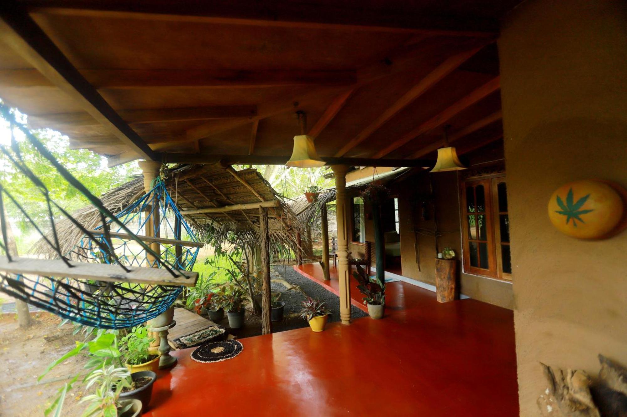 Dinna Nature Hostel Sigiriya Luaran gambar